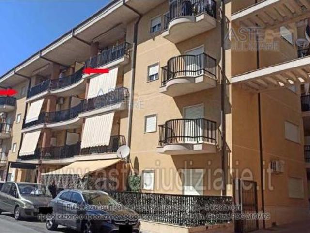 IMMOBILI IMMOBILE RESIDENZIALE Via della Resistenza, 115, 97019 Vittoria RG, Italia