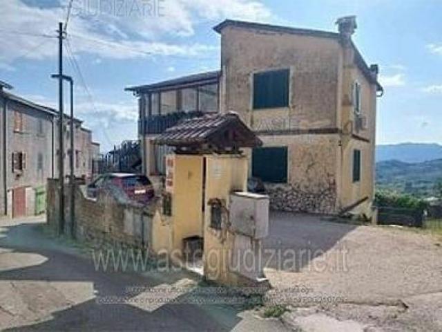 IMMOBILI IMMOBILE RESIDENZIALE Via Della Villa, 2