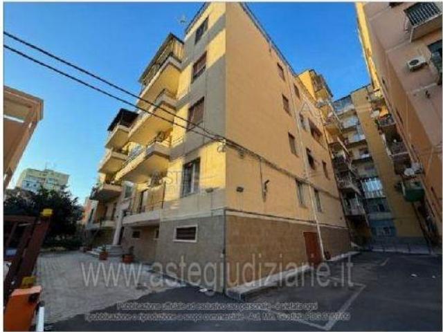 IMMOBILI IMMOBILE RESIDENZIALE Via Dell'Atleta n. 4
