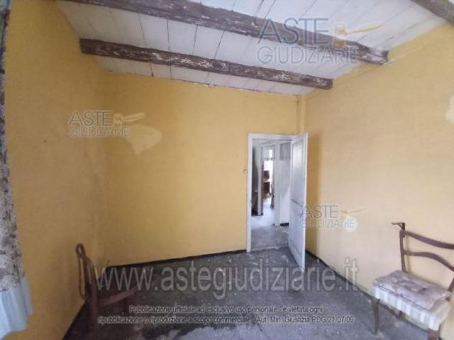 IMMOBILI IMMOBILE RESIDENZIALE Via Fieschi, 2