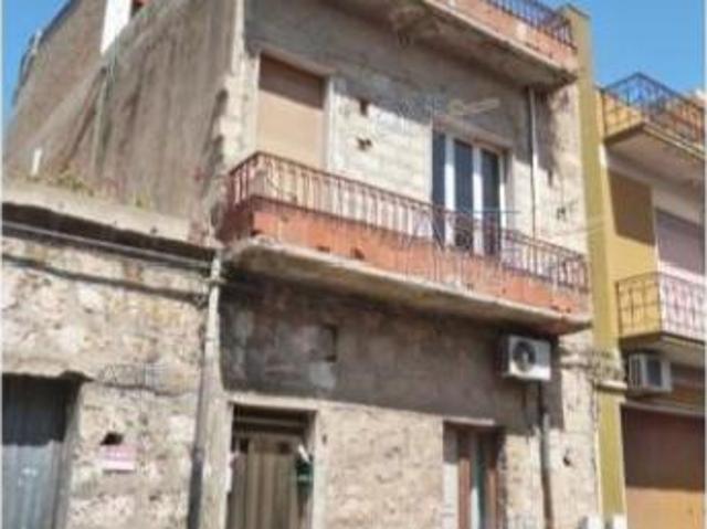 IMMOBILI IMMOBILE RESIDENZIALE Via Fratelli Bandiera, 217, 97019 Vittoria RG, Italia