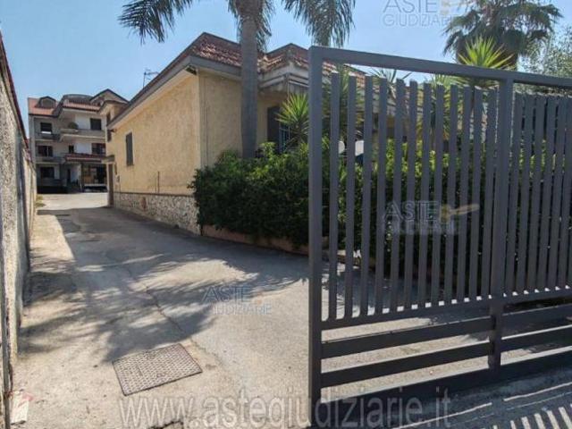 IMMOBILI IMMOBILE RESIDENZIALE Via Frauleto, 116, 80036 Palma Campania NA, Italia