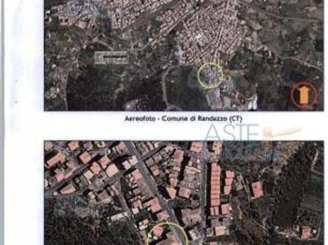IMMOBILI IMMOBILE RESIDENZIALE Via Gaetano Basile, 236, 95036 Randazzo CT, Italia