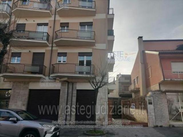 IMMOBILI IMMOBILE RESIDENZIALE Via Giuseppe Mazzini, 125, 67051 Avezzano AQ, Italia