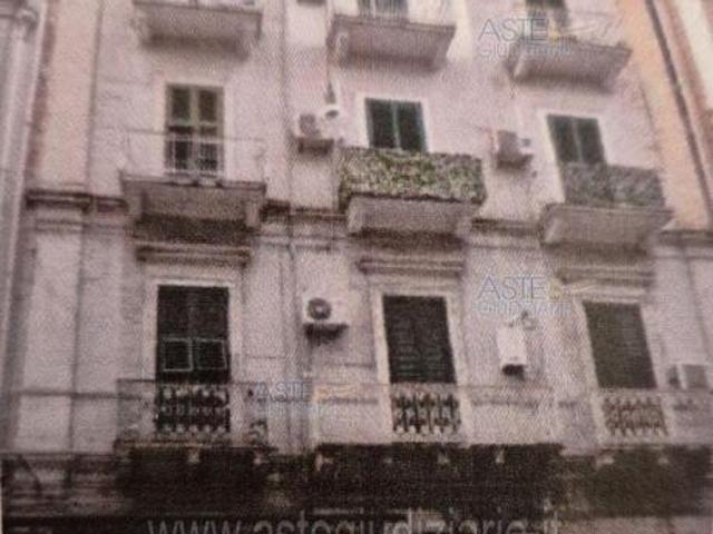 IMMOBILI IMMOBILE RESIDENZIALE Via Giuseppe Mazzini, 163, 74121 Taranto TA, Italia