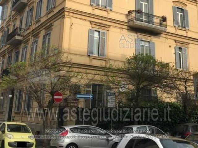 IMMOBILI IMMOBILE RESIDENZIALE Via Giuseppe Cotronei, 5, 80129 Napoli NA, Italia
