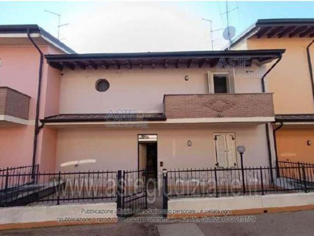 IMMOBILI IMMOBILE RESIDENZIALE Via Giuseppe Garibaldi, 84, 46019 Viadana MN, Italia