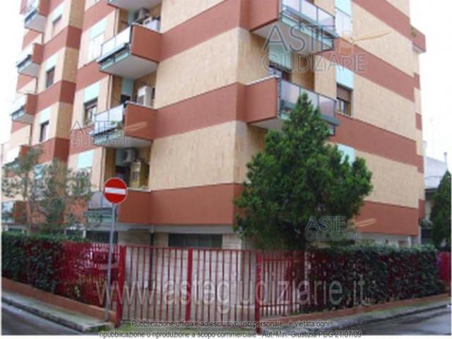 IMMOBILI IMMOBILE RESIDENZIALE Via Gorizia, 74016 Massafra TA, Italia