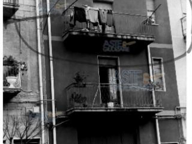IMMOBILI IMMOBILE RESIDENZIALE Via IV Novembre n. 164, piano 2