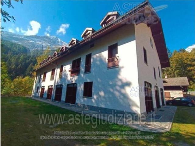 IMMOBILI IMMOBILE RESIDENZIALE Via Ludovico Jacchetti, 21, 28876 Staffa VB, Italia