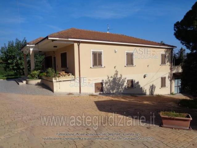 IMMOBILI IMMOBILE RESIDENZIALE Via Luisa Baccaria, 13, 65012 Palozzo PE, Italia
