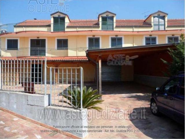 IMMOBILI IMMOBILE RESIDENZIALE Via Luonghi, 21, 84090 Capitignano SA, Italia