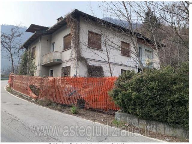 IMMOBILI IMMOBILE RESIDENZIALE Via L. Beltrami, 26, 28887 Omegna VB, Italia