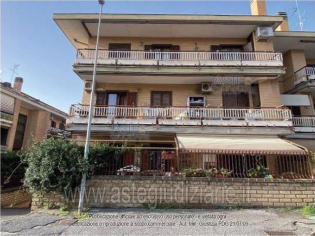 IMMOBILI IMMOBILE RESIDENZIALE Via Lavinio, 54, 00041 Albano Laziale RM, Italia