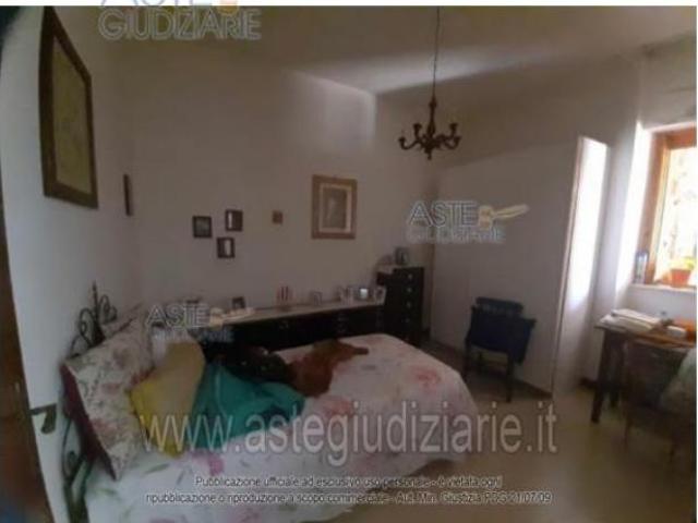 IMMOBILI IMMOBILE RESIDENZIALE Via Legnano 30A 32
