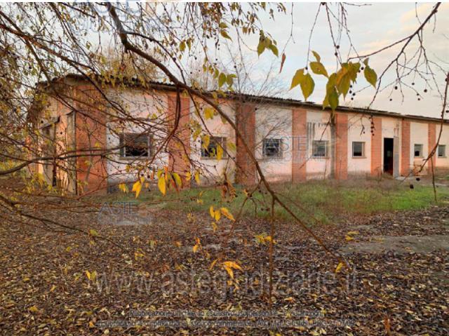 IMMOBILI IMMOBILE RESIDENZIALE Via Leopoldo Pilla, 28, 46010 Curtatone MN, Italia