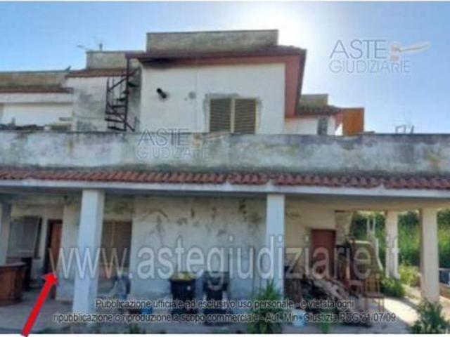IMMOBILI IMMOBILE RESIDENZIALE Via Liri, 14, 04011 Fossignano LT, Italia