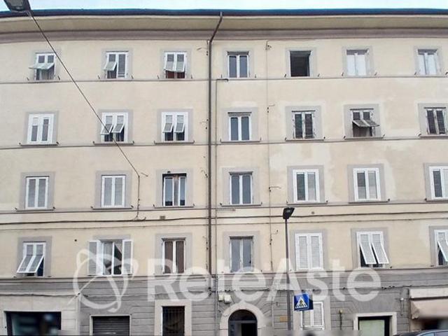 IMMOBILI IMMOBILE RESIDENZIALE Via Palestro
