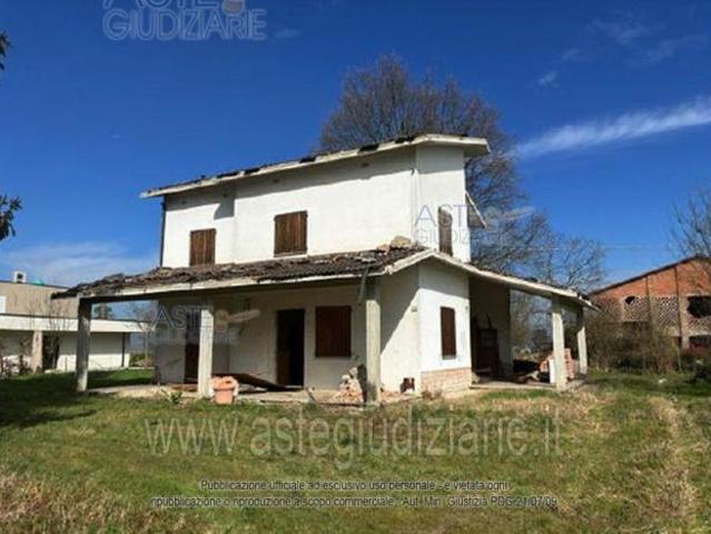 IMMOBILI IMMOBILE RESIDENZIALE Via per Modena, 41035 Massa Finalese MO, Italia