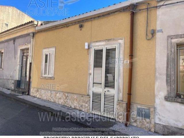 IMMOBILI IMMOBILE RESIDENZIALE Via Piave 23