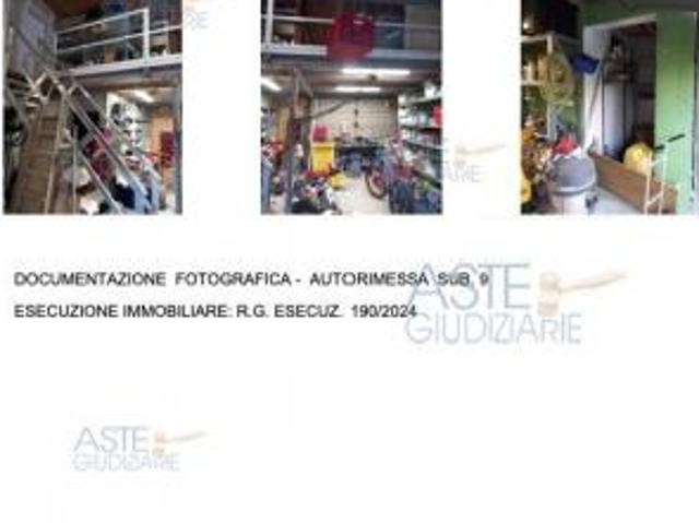 IMMOBILI IMMOBILE RESIDENZIALE Via Pietro Giardini, 1155, 41126 Modena MO, Italia