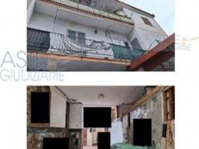 IMMOBILI IMMOBILE RESIDENZIALE Via Pisciarelli n.8