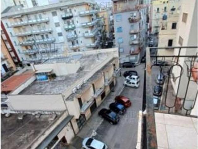 IMMOBILI IMMOBILE RESIDENZIALE Via Principe Amedeo, 350, 74121 Taranto TA, Italia