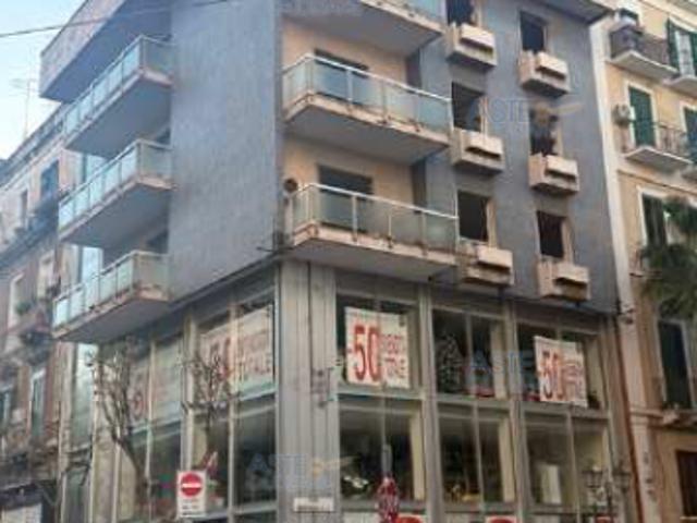 IMMOBILI IMMOBILE RESIDENZIALE via Principe Amedeo n. 64