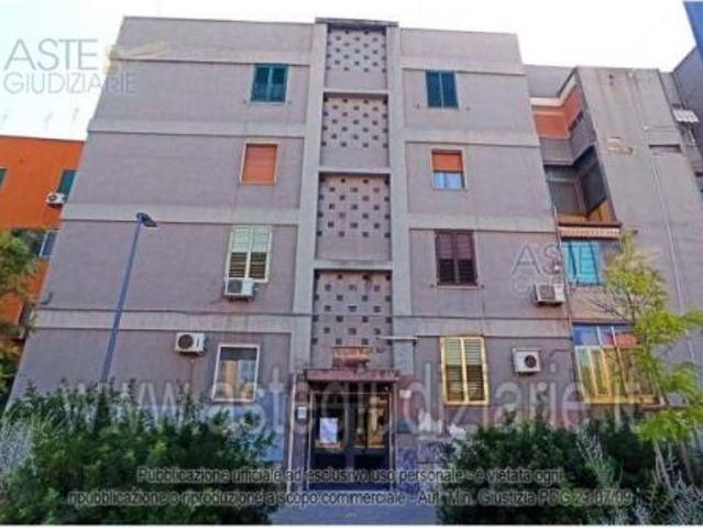 IMMOBILI IMMOBILE RESIDENZIALE Via Raimondello Orsini, 128, 74123 Taranto TA, Italia