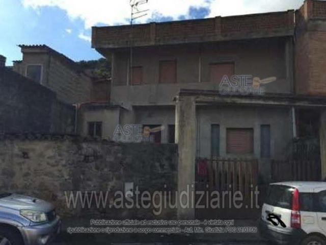 IMMOBILI IMMOBILE RESIDENZIALE Via Roma, 31