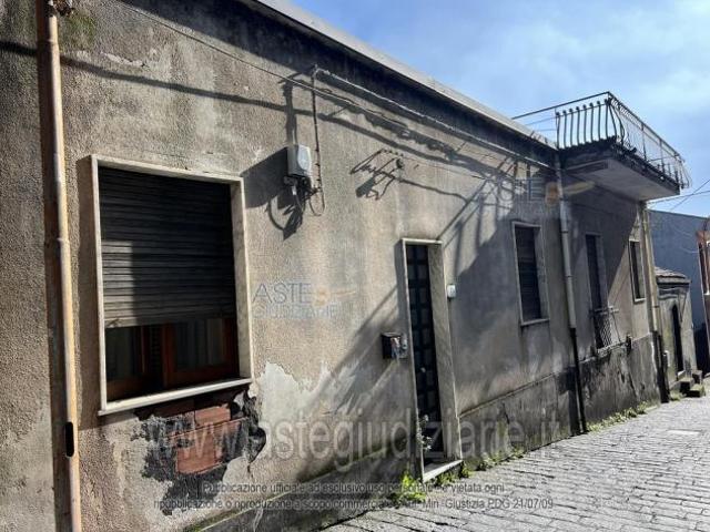 IMMOBILI IMMOBILE RESIDENZIALE Via S. Giacomo, 28, 95019 Zafferana Etnea CT, Italia