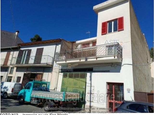 IMMOBILI IMMOBILE RESIDENZIALE via san nicola 120