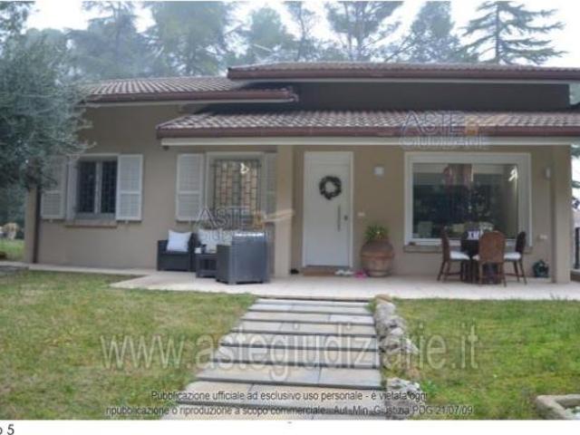 IMMOBILI IMMOBILE RESIDENZIALE Via Scacciano, 46