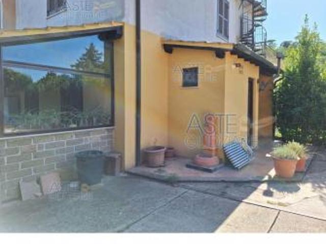 IMMOBILI IMMOBILE RESIDENZIALE Via Sfodera, 2