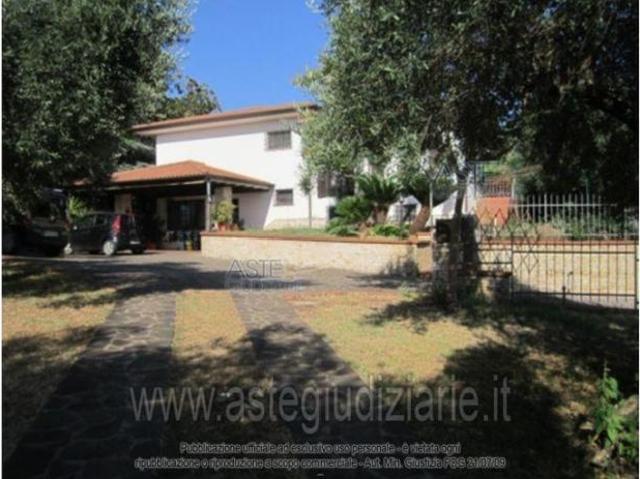 IMMOBILI IMMOBILE RESIDENZIALE via sicilia, 36