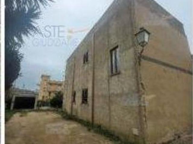 IMMOBILI IMMOBILE RESIDENZIALE Via Torrazza,7