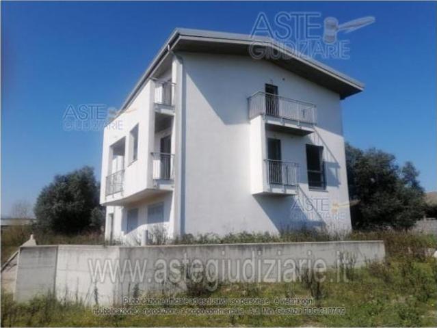IMMOBILI IMMOBILE RESIDENZIALE Via tratturo snc, loc. villa oliveti