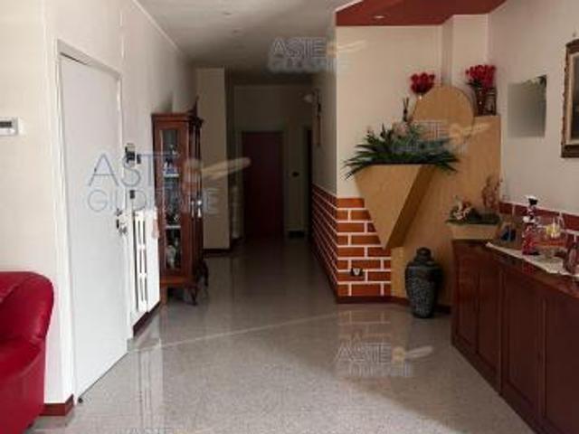 IMMOBILI IMMOBILE RESIDENZIALE Via Vincenzo Ragni, 380, 70024 Gravina in Puglia BA, Italia