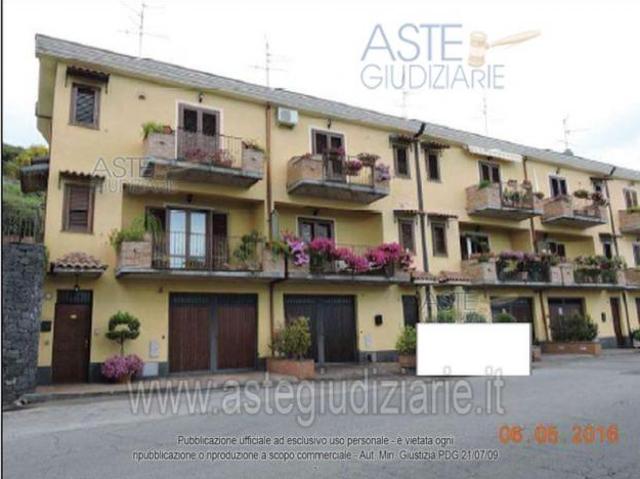 IMMOBILI IMMOBILE RESIDENZIALE via Zafferana Milo n. 2/D