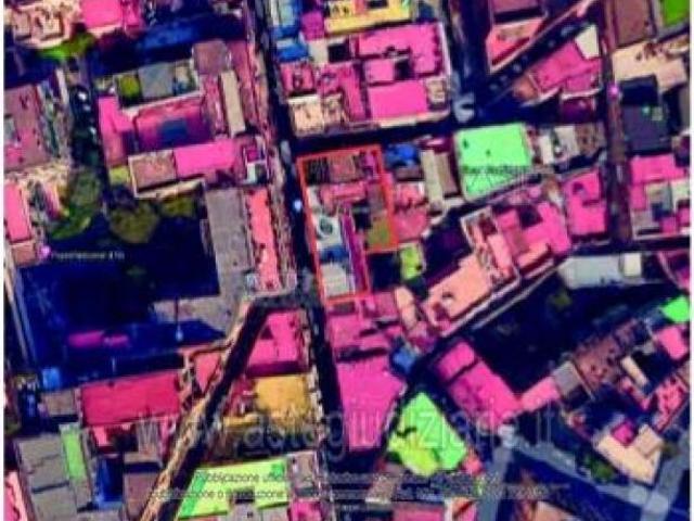 IMMOBILI IMMOBILE RESIDENZIALE Vico Solitaria, 10, 80132 Napoli NA, Italia