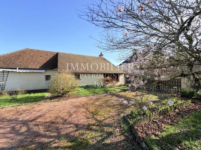 Immobilier Patrimoine B&V vous présente cette maison de bour. 109m² Cheverny