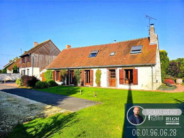 Immobilier rare: deux maisons, terrain, grange – Activité libérale ou accueil touristique À proximité de Paris