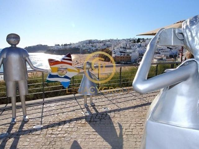 Imóveis com Negócio, Albufeira e Olhos de Água, Albufeira | BPI Expresso Imobiliário