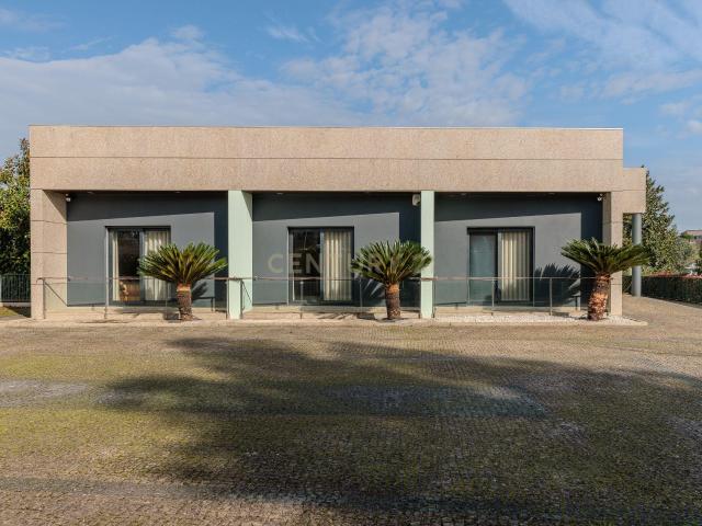 Imóvel de Luxo em São Romão do Coronado, Trofa