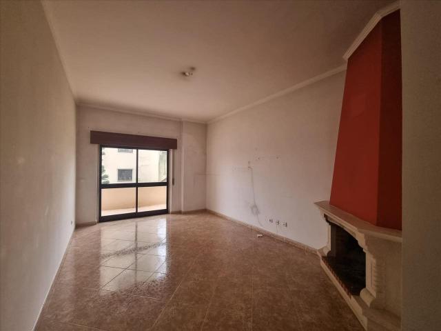 IMÓVEL OCUPADO | NÃO DISPONÍVEL PARA VISITAS Apartamento T3. 157m² Santarém Marvila, Santa Iria da Ribeira de Santarém, Santa
