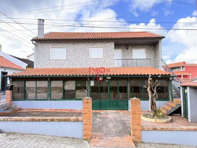 Imóvel Multifuncional em Caldas da Rainha | Habitação, Comércio e Investimento num Só Espaço