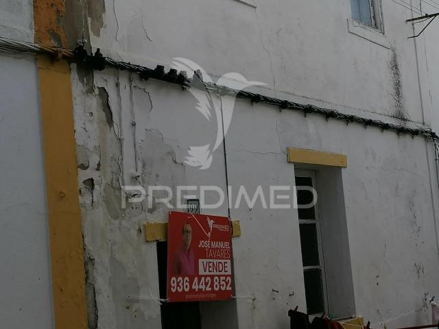 Imóvel na zona central de Arronches