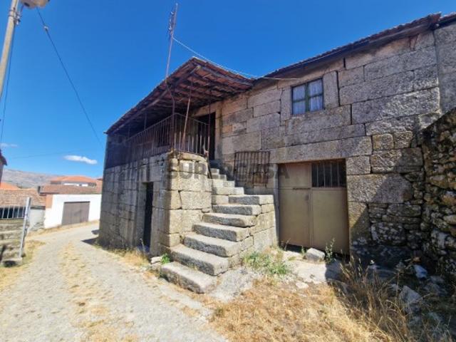 Imóvel para recuperar em Vila Meã, Vila Real