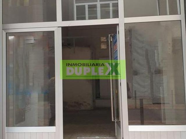 Impulsa tu negocio con este local en venta en Pontevedra