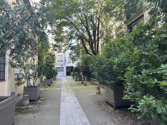 IMPASSE PRIVEE VERDOYANTE  NEUILLY MAIRIE